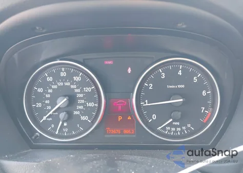 2010 BMW 328I xDrive z USA, uszkodzony, nr VIN WBAPK7C51AA458762